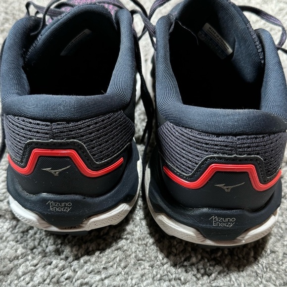 Mizuno Womens Wave Horizon 5 Running Shoe Size 8 - blue and purple color - Picture 7 of 8